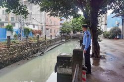 雨水管流出白水！東莞市萬江查處一清洗廢水外排企業(yè)
